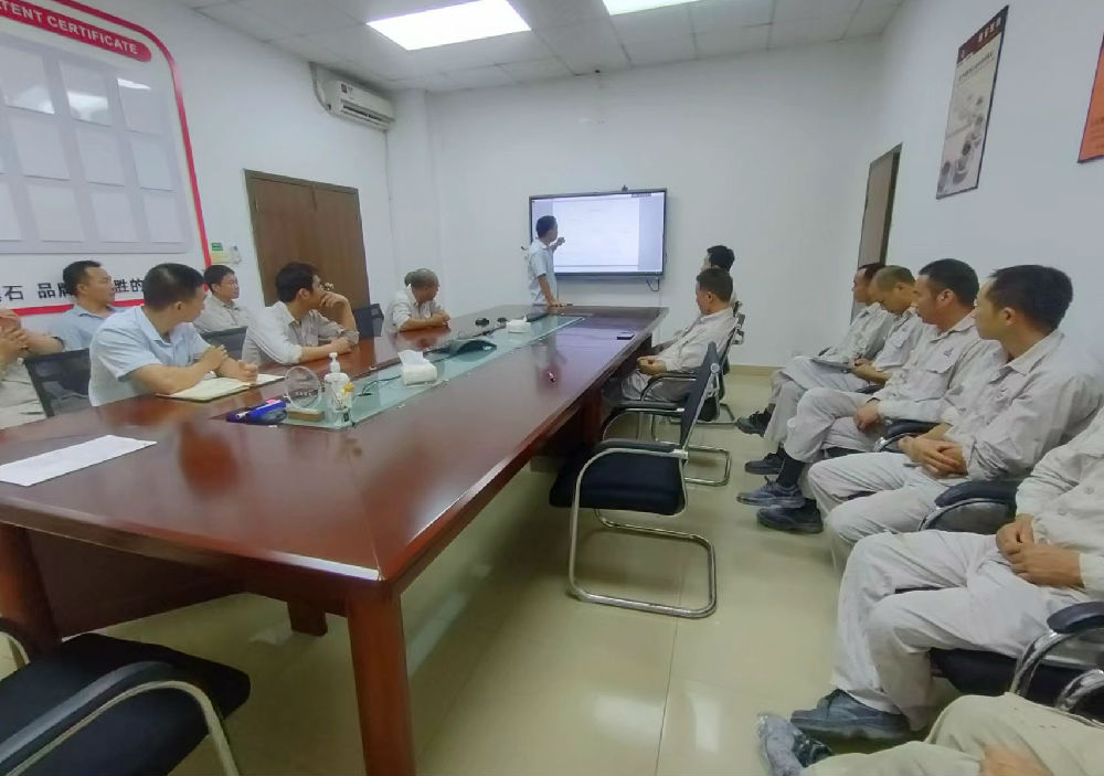 生產(chǎn)部組織管理制度宣貫培訓.jpg